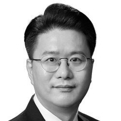 Jung Hoon Lee